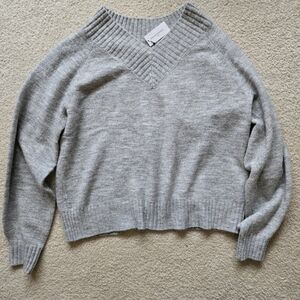 Banana Republic Light Gray V-Neck Sweater